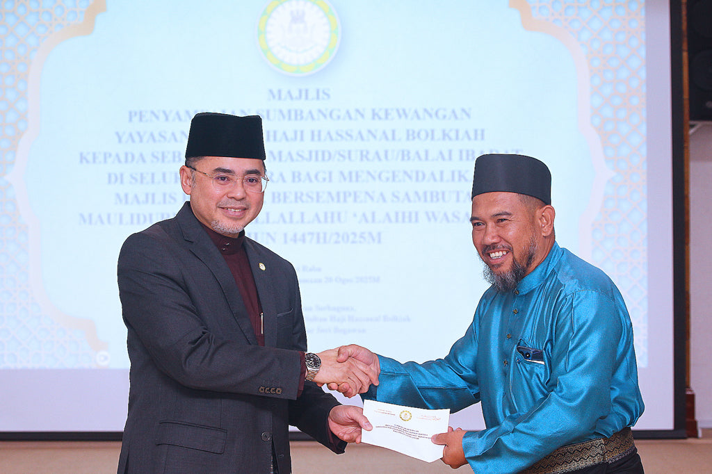 Foundation Delivers Donations To Some Mosques, Suraus And Halls Of Worship Nationwide - The House of Bolkiah
